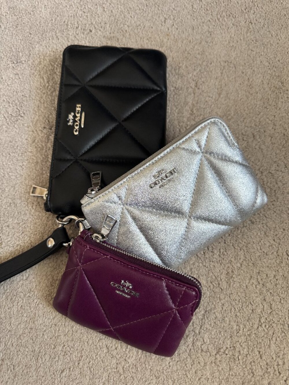 Coach Corner Zip Trio with Puffy Diamond Quilting, see description for condition
